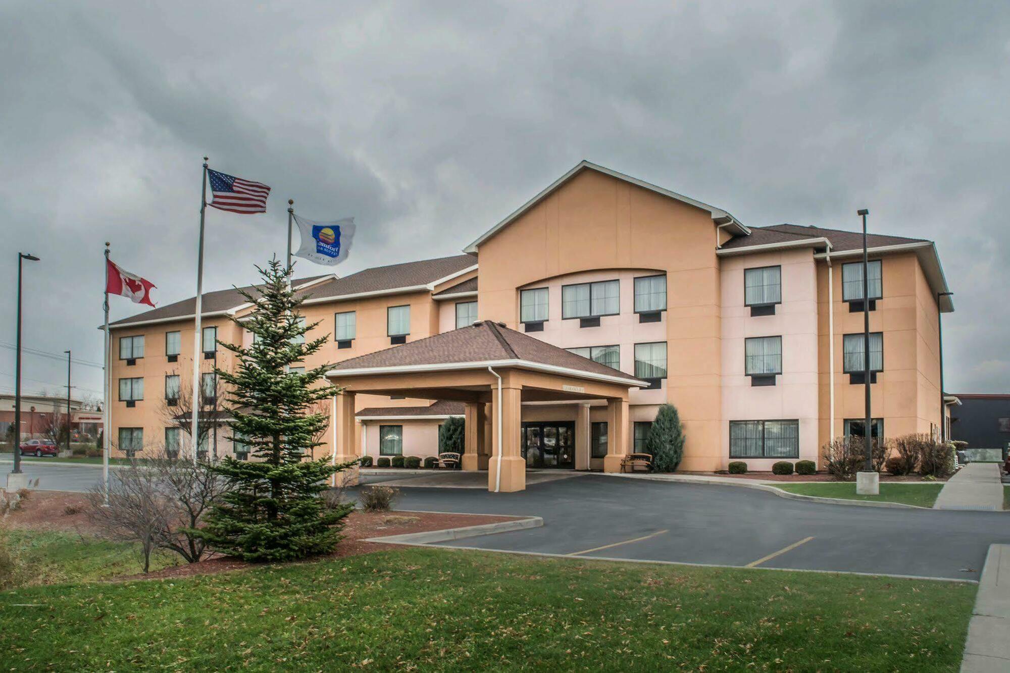 Comfort Inn & Suites Farmington - Victor Exterior foto